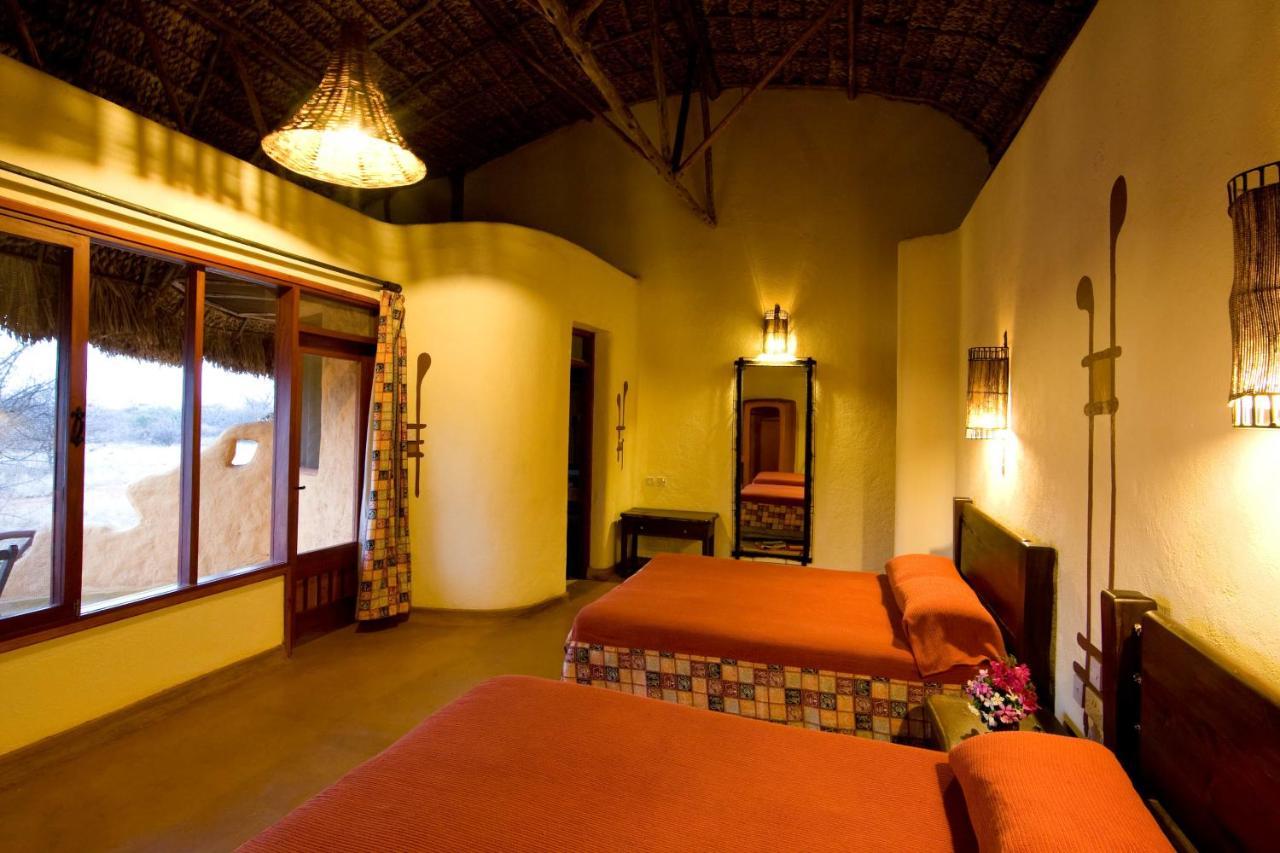 Samburu Sopa Lodge Archers Post Exteriér fotografie